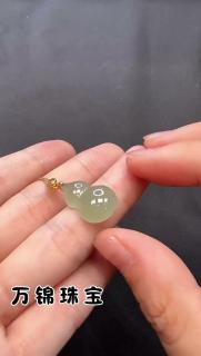 潮宏基 葫芦和田玉吊坠18k金彩金吊坠福禄颈饰送妈妈生日礼物女 预售