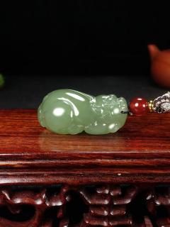 和田玉貔貅吊坠真的越戴越有感觉✨