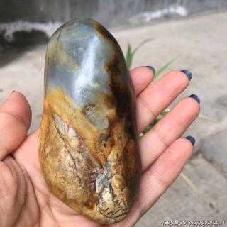 天然新疆和田玉黄皮石包玉籽料原石