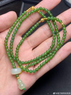 碧玉起冰阳绿项链